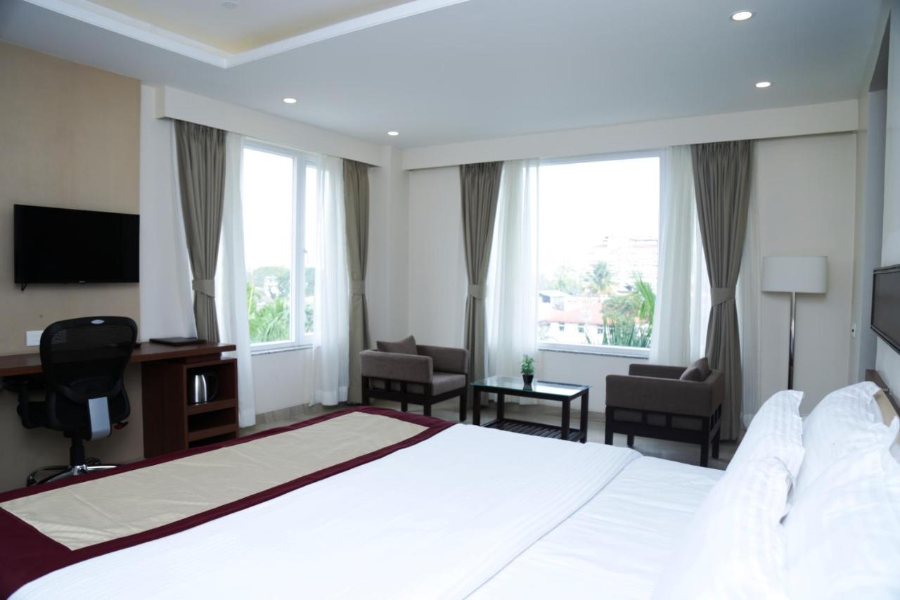 Hotel Prism - A Boutique Hotel Jorhat Luaran gambar