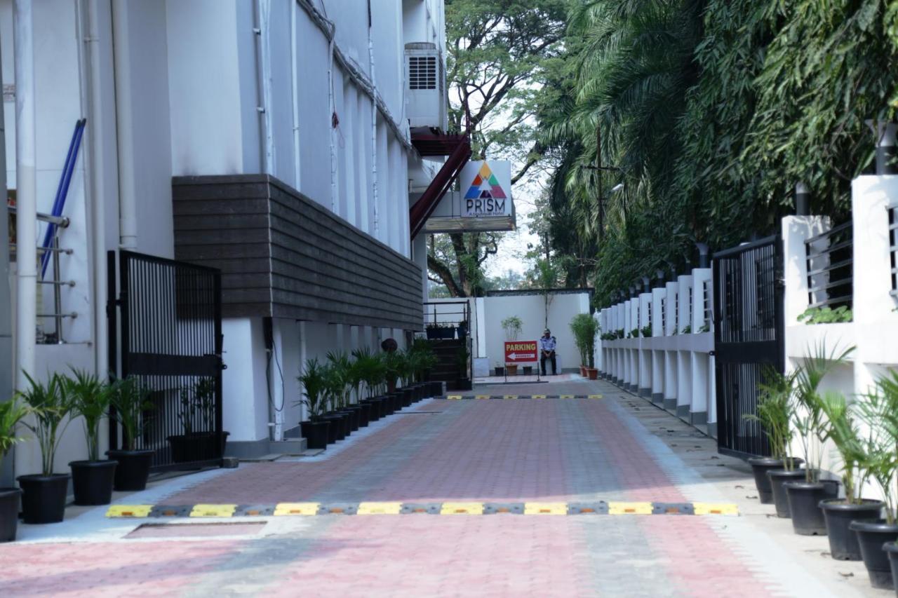 Hotel Prism - A Boutique Hotel Jorhat Luaran gambar