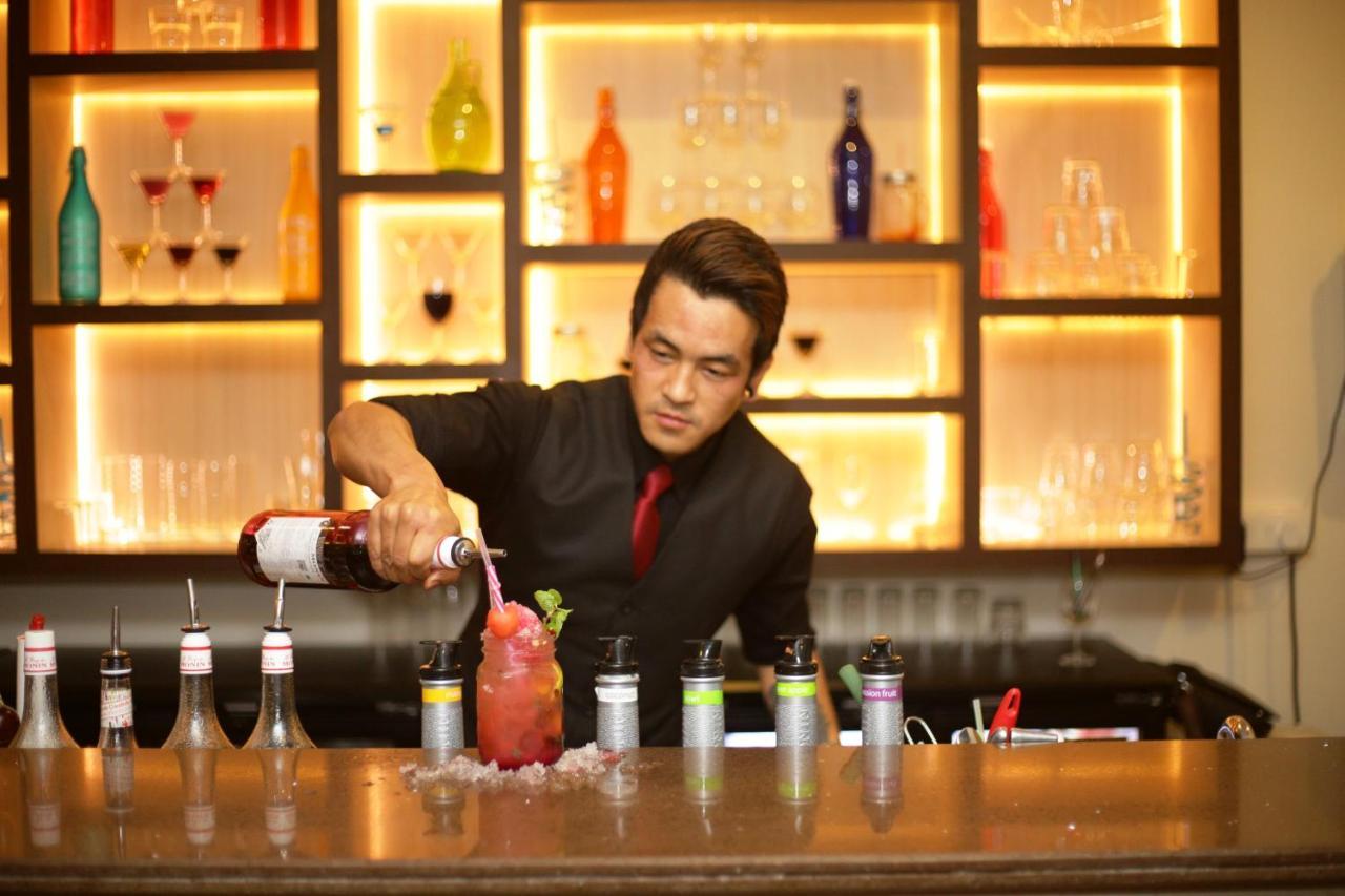 Hotel Prism - A Boutique Hotel Jorhat Luaran gambar