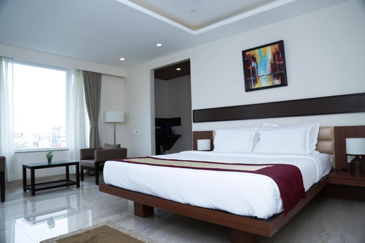 Hotel Prism - A Boutique Hotel Jorhat Luaran gambar