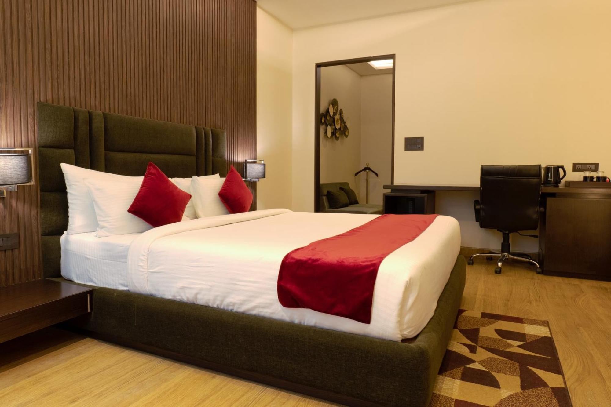 Hotel Prism - A Boutique Hotel Jorhat Luaran gambar