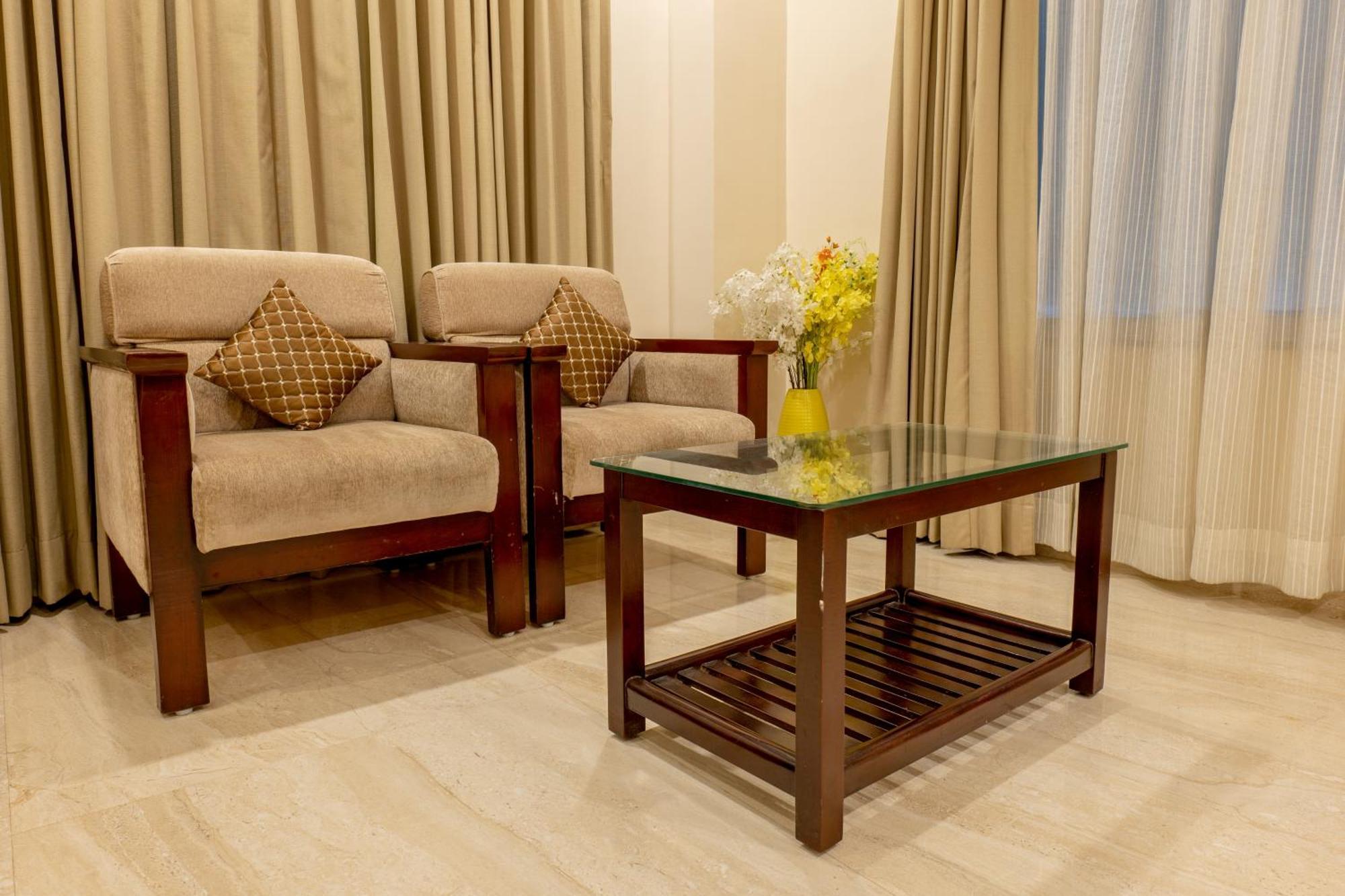 Hotel Prism - A Boutique Hotel Jorhat Luaran gambar